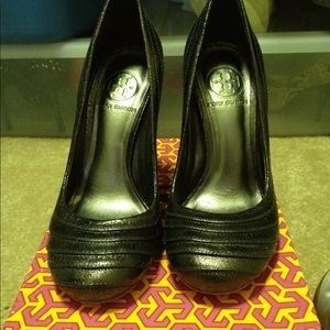 New Tory Burch Hartley Heels 7.5 Authentic!